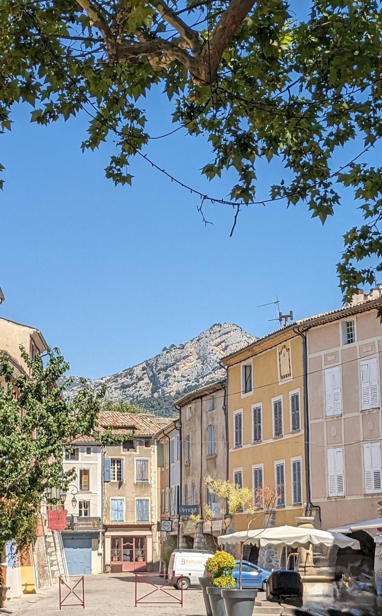 La Terrasse D'Olea, Au Coeur Du Village Buis-les-Baronnies Eksteriør billede