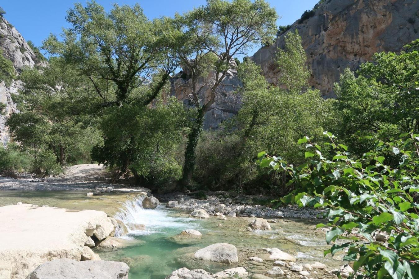 La Terrasse D'Olea, Au Coeur Du Village Buis-les-Baronnies Eksteriør billede